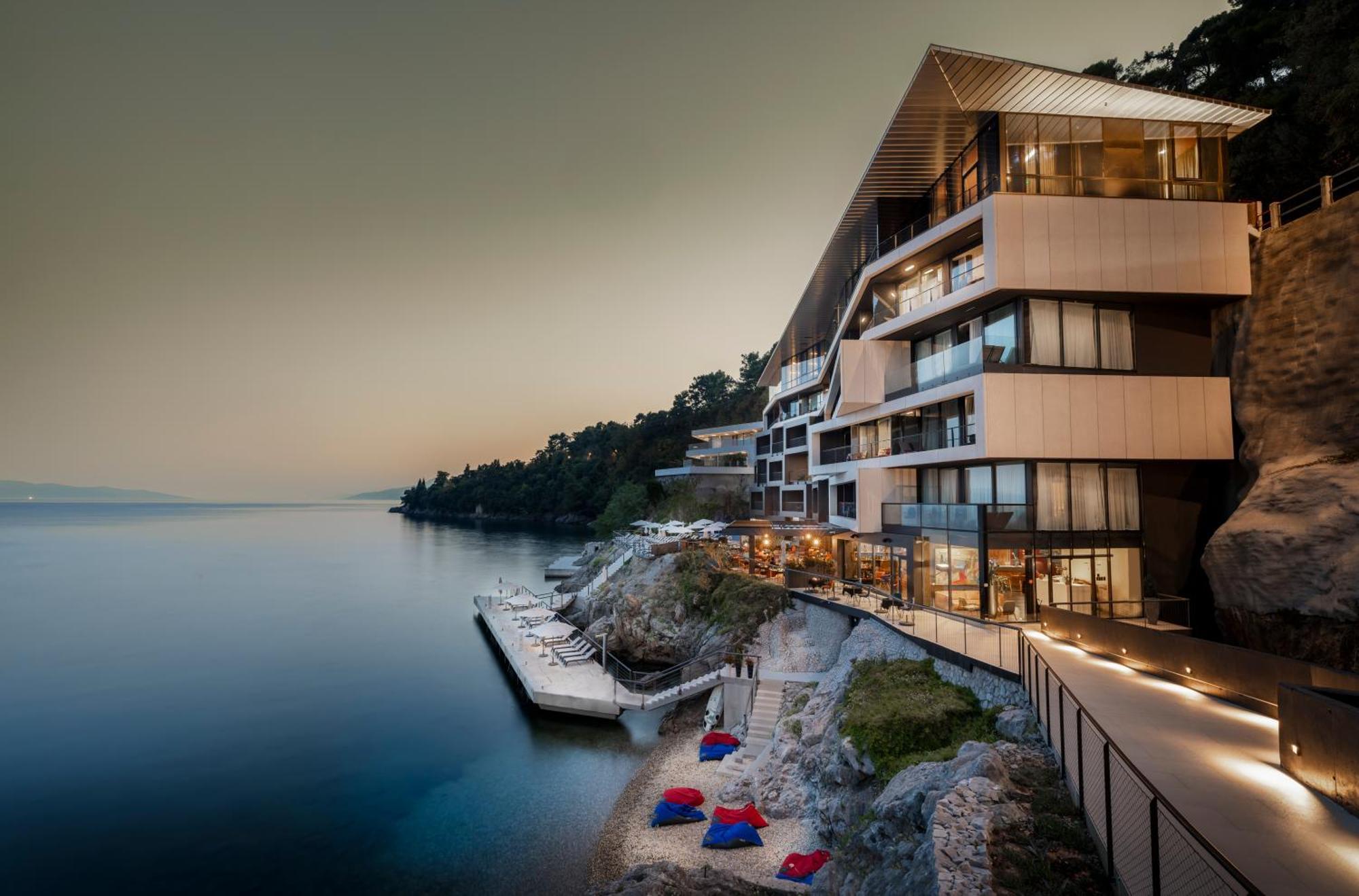 Boutique & Design Hotel Navis - Small Luxury Hotels Of The World Opatija Bagian luar foto